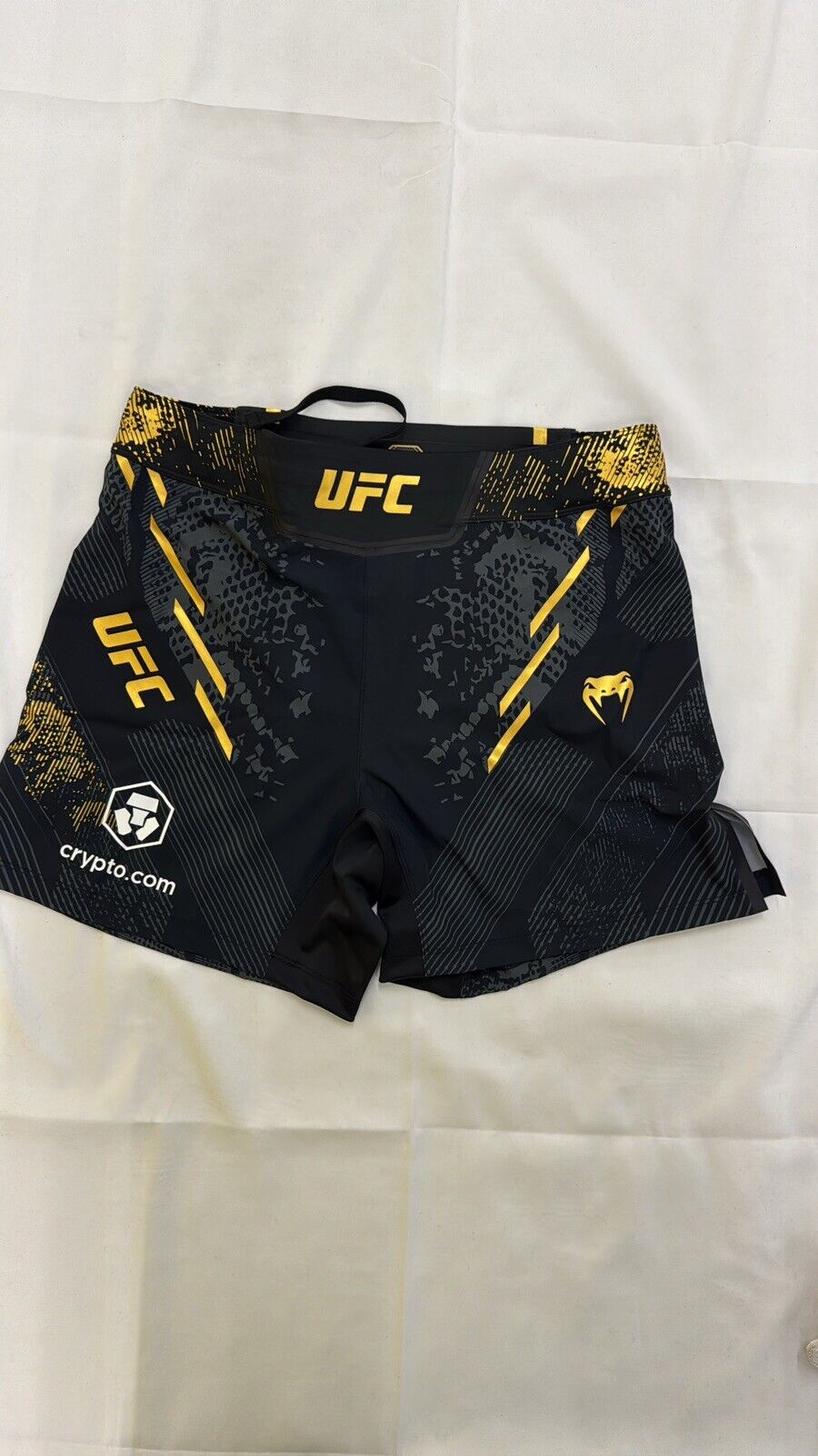 UFC Authentic Adrenaline Fight Night Venum Mens Fight short Champion Black Gold