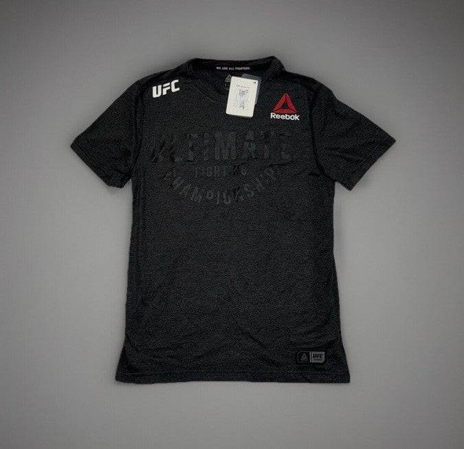 Official UFC Walk Out T-shirt Reebok Fight Night Adult 2XL