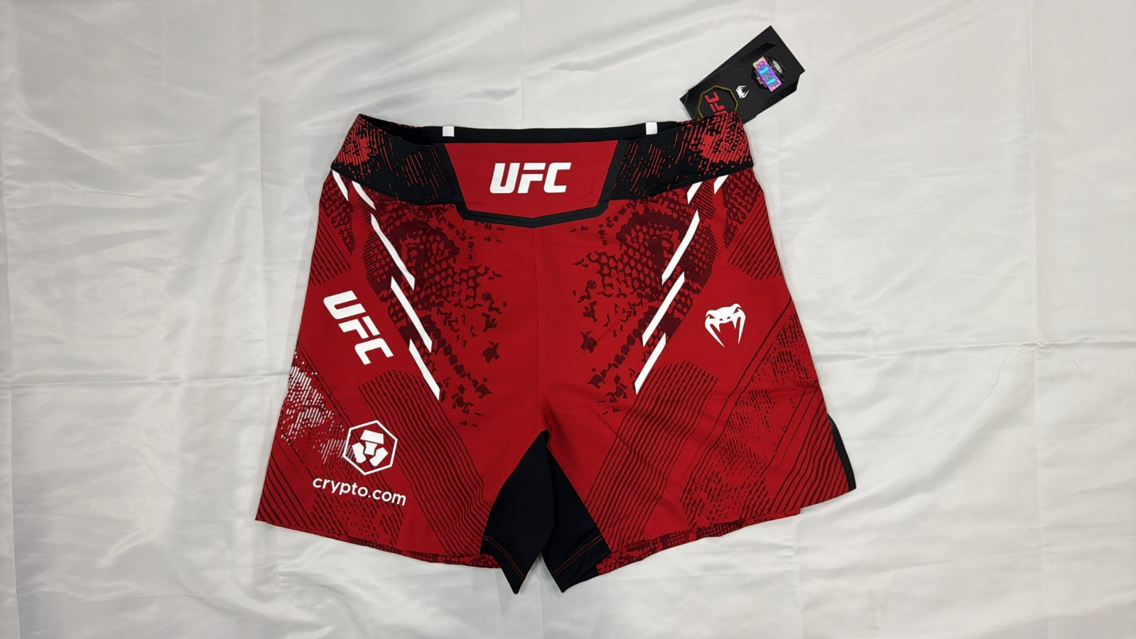 UFC Authentic Adrenaline Fight Night by Venum Mens Fightshort Red Blue White Grn