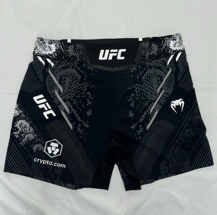 UFC Authentic Adrenaline Fight Night by Venum Mens Fightshort Red Blue White Grn