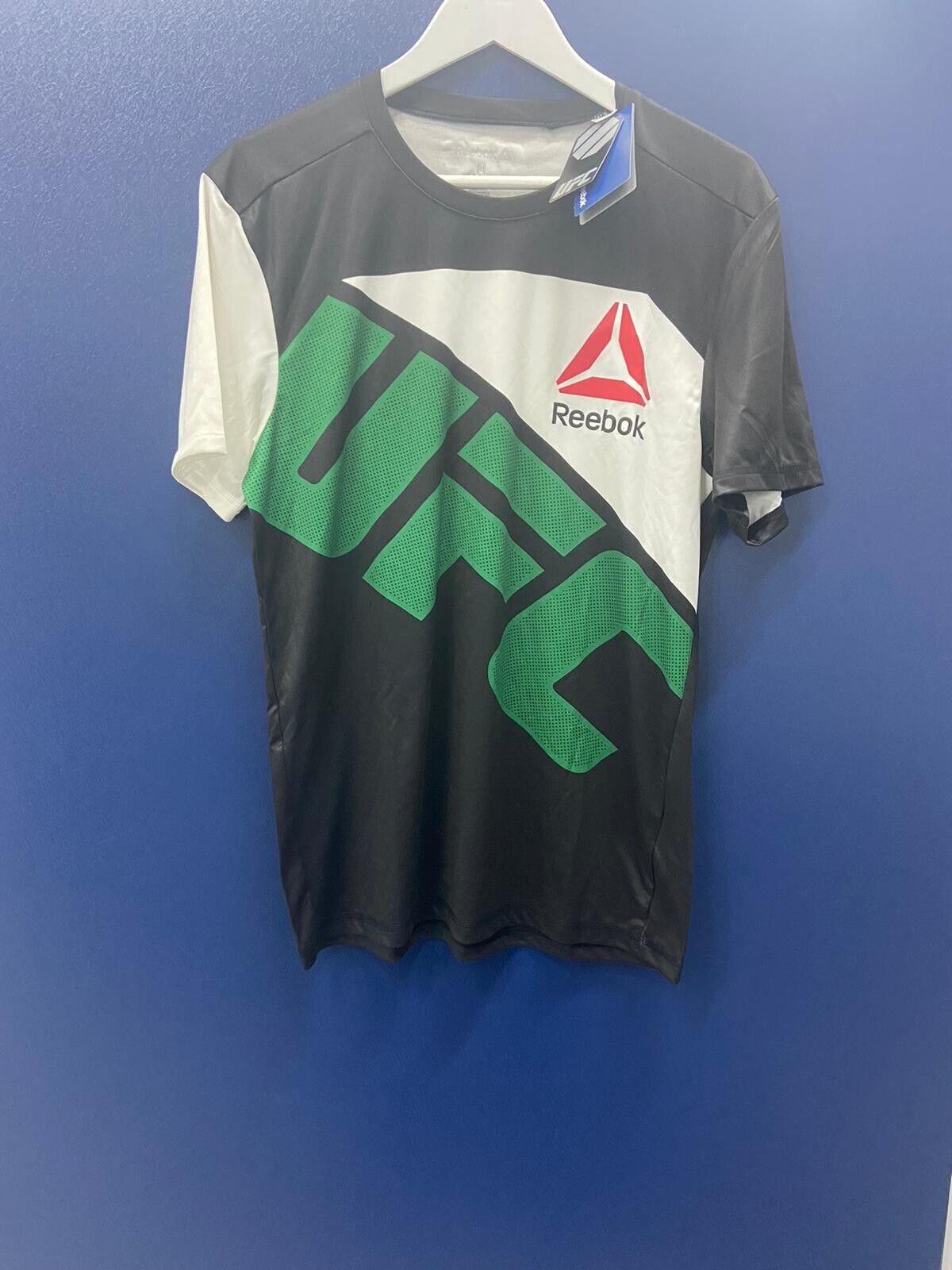 UFC Official Fight Night Walk Out Jersey Reebok Adult XL