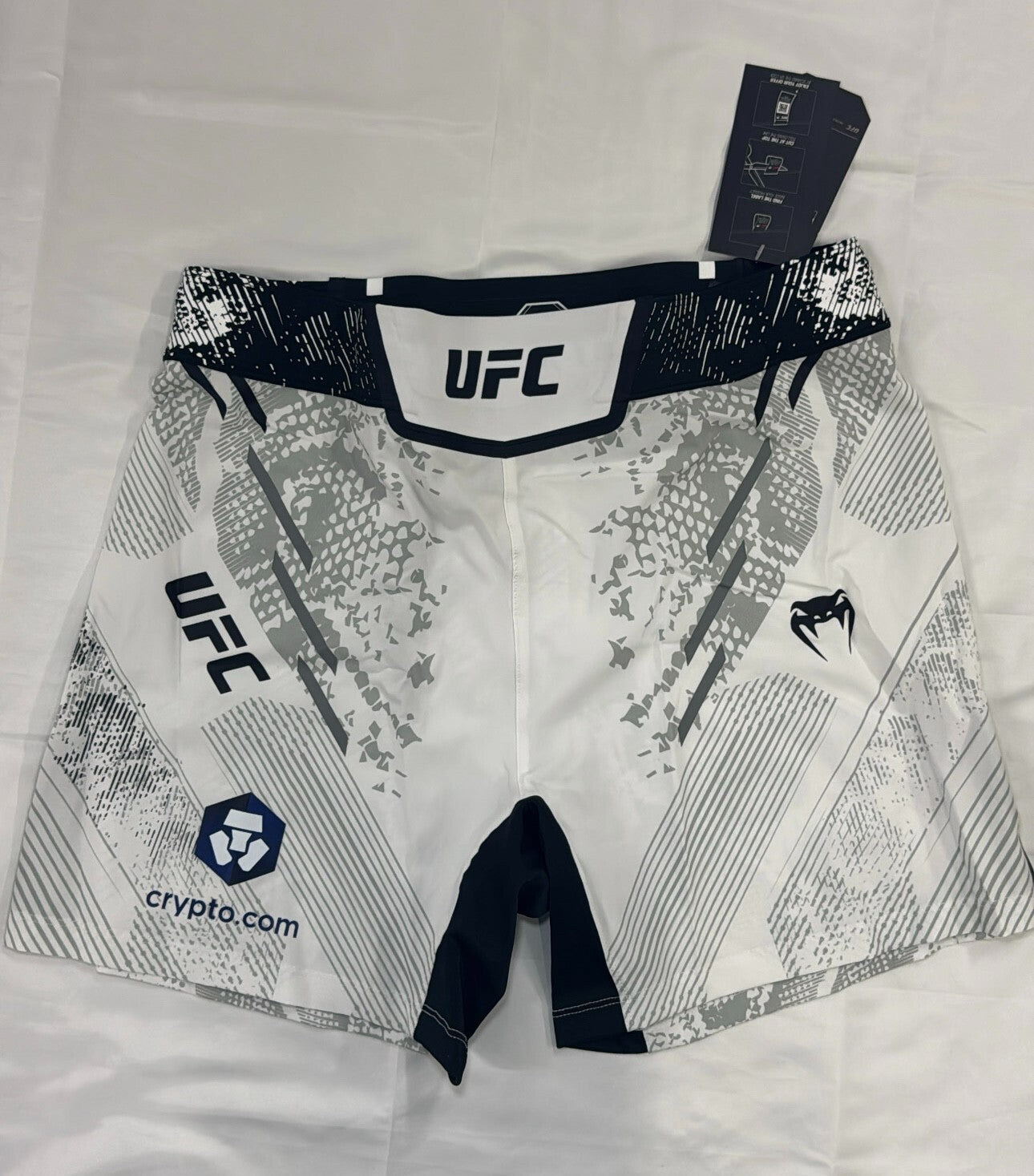 UFC Authentic Adrenaline Fight Night by Venum Mens Fightshort Red Blue White Grn